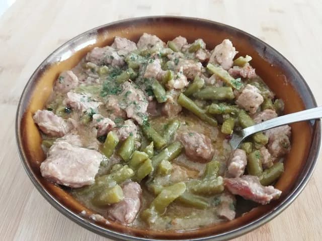 Jak zrobić gulasz na obiad, który zachwyci całą rodzinę?